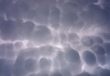 marshmallow clouds 1.jpg (24990 bytes)